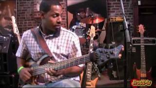 James Ross  Bass Alvin Quinn  Lophat Bass Cabinets Wyn Basses Darkhorse Strings  Jrosstv [upl. by Navak640]