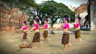 รำไทย แพรวากาฬสินธ์ุ โดยไอยรัศมิ์ Ayarus show Traditional Thai dance [upl. by Emlin]