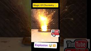 Explosive Reaction 🤯💥 Of Sodium with water😱science experimentyoutubeviralshortsscienceexperiment [upl. by Corkhill]