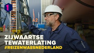 Tom Waes helpt bij een zijwaartse tewaterlating  Reizen Waes Nederland [upl. by Denise]