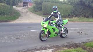 Kawasaki ninja ZXR636 awesome sound [upl. by Dotty]