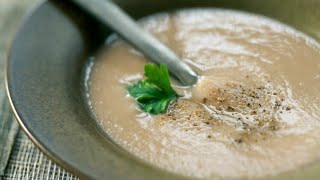 Recette  Soupe de châtaigne façon Cyril Lignac [upl. by Yenahs]