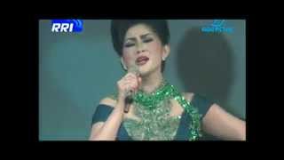 TANDA CINTA  Konser tanda cinta RIKA RAFIKA [upl. by Maren537]