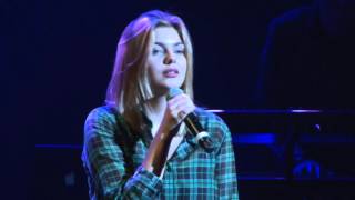 Louane quotMamanquot Talents France Bleu 2015 [upl. by Cowan8]