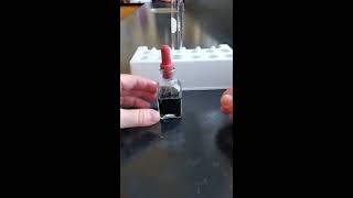 Universal Indicator with hydrochloric acid and sodium hydroxide [upl. by Neila]