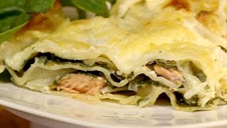 Recette  les lasagnes au saumon et aux épinards [upl. by Honebein]