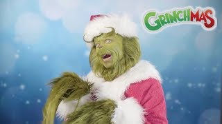 The Grinch Pranks Florida Mall Shoppers  Universal Orlando Resort [upl. by Elli]