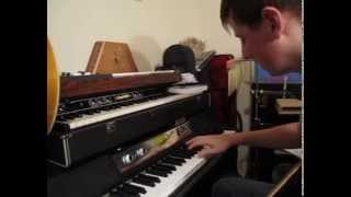 Henkel  Jamey Aebersold Jazz G min Wurlitzer Harmony Rocket [upl. by Nryhtak]