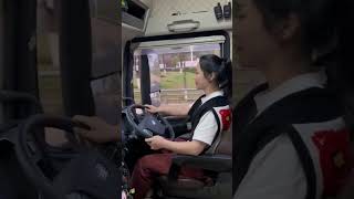 New driver knows this job femaletrucker femaledriver truckgirl ladydriver ladydriving driving [upl. by Ennahoj547]