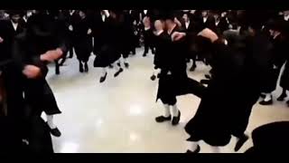 Juif qui danse  Meme Heuss lenfoiré [upl. by Kehsihba]