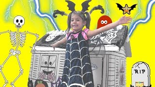 Whos in VAMPIRINAS HAUNTED HOUSE GAME 2 Pretend Play [upl. by Mall]