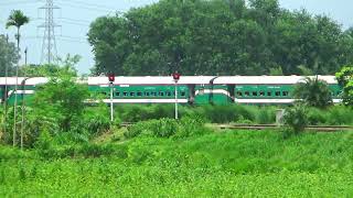 Chitara Express Leaving to Ishwardi Bypass Station with EMDGT42 AC Locomotive [upl. by Ical144]