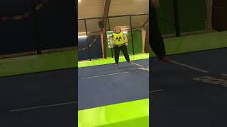 Video mit Spass Trampolin springen 21112024 [upl. by Narcissus]