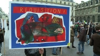 Logement manifestation pour appliquer la loi de réquisition [upl. by Siraved583]