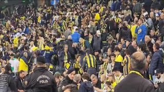 İptal edilen gol taraftarı öfkelendirdi İlk yarı bitti ıslık başladı [upl. by Rector]