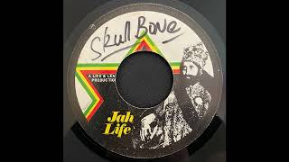 Nicodemus – Boneman Connection  Version 7quot Jah Life [upl. by Naitsabas]