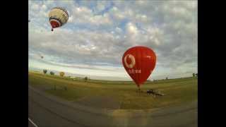 Timelapse décollage de montgolfières du 030813 [upl. by Rahsab]