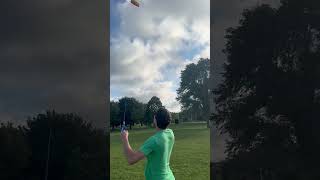 Flying a Parafoil Kite in beautiful Chicago [upl. by Eillib]