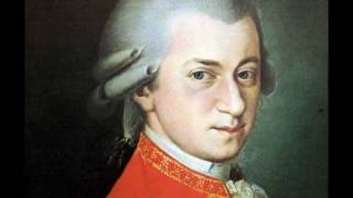 Mozart K495 Horn Concerto 4 in Eflat 1st mov Allegro moderato [upl. by Lazaruk]