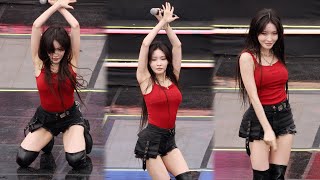 청하CHUNG HA ‘벌써 12시  Snapping  Roller Coaster  EENIE MEENIE’ 직캠  고려대 축제 입실렌티 • 240525 [upl. by Markson]