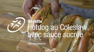 Hotdog au Coleslaw avec une sauce sucrée [upl. by Araeit]