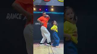 Chite suit pe daag pe gaye go viral post shorts dance video post youtubeshorts viral video [upl. by Merrell]