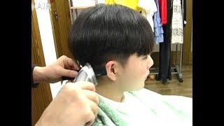 Haircut long to short 27 バッサリ断髪刈り上げベリーショート [upl. by Rogerg]