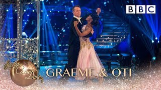 Graeme Swann and Oti Mabuse Waltz to The Last Waltz by Engelbert Humperdinck  BBC Strictly 2018 [upl. by Anasor]