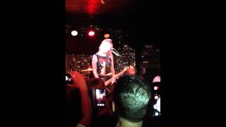 Hybrid Moments Misfits Cover  Brody Dalle Toronto  May 7 2014 [upl. by Asyl]