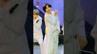 Black swan BTS mix motiontracking fancam shorts [upl. by Ahsineg]