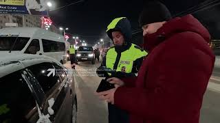 Сотрудники ГИБДД продолжают профилактические работы на дорогах города [upl. by Ykcim]