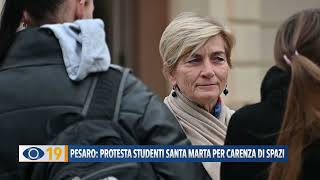 Pesaro protesta studenti Santa Marta per carenza di spazi [upl. by Anairt]