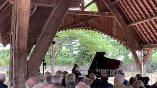 Guillaume Bénoliel  un jeune pianiste prodige de 9 ans [upl. by Sanfred]