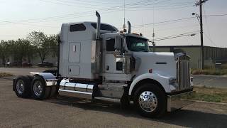 2005 Kenworth W900B Exterior [upl. by Ades173]