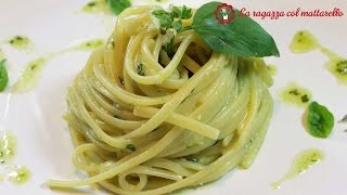 Pasta al pesto genovés  La receta original italiana paso a paso [upl. by Aznofla]