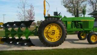 John Deere 4020 [upl. by Aiz]