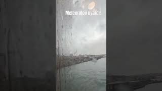 Meteoroloji Uyardı  meteoroloji uyarı dikkat istanbulturkey sağanakyağış yoğun yağmur [upl. by Ilehs]