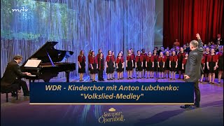 WDRKinderchor mit einem quotVolksliedMedleyquot  Semperopernball 2020  MDR [upl. by Iams]