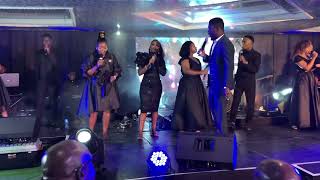 Steve Ngobeni Ft Badvumisi Gospel Disciples  Uyaphumelela [upl. by Arimas]