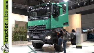 Agritechnica 2013 Der neue Mercedes Benz Arocs BlueTec T6 2042 wird als Weltneuheit präsentiert [upl. by Audy]