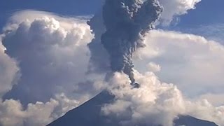 Mexicos Colima Volcano Eruption Fills Sky With Dark Ash [upl. by Honan]