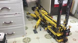 Lego technic 91 RC Crane [upl. by Nydnarb]