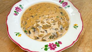 Soupe aux champignons de Paris  Recette facile [upl. by Oinotnaesoj173]