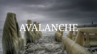 Avalanche  Leonard Cohen [upl. by Enomsed]