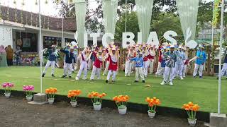 Penampilan SD Bias Sampang  Waka Waka Dance [upl. by Kenay]