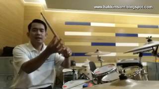 How to hold drumsticks របៀបកាន់ចង្កឹះវាយស្គរ Drumsticks Technique [upl. by Dronel]