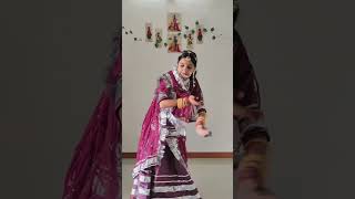 Rajputi song rajputisong rajputidance baisaytshorts rajputidancing dancerajasthanishorts [upl. by Kreis]