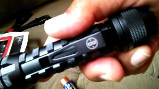 Bushnell PRO 325 lumens  unboxing [upl. by Nattirb698]