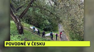 POVODNĚ 2024 Do rozbouřené řeky plavat nebo na paddleboard Zbytečný hazard nechápou záchranáři [upl. by Oiceladni431]