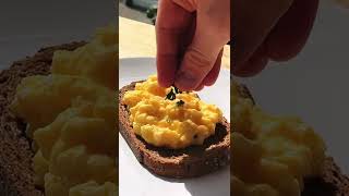 Easy Scrambled Eggs For Students [upl. by Fielding]